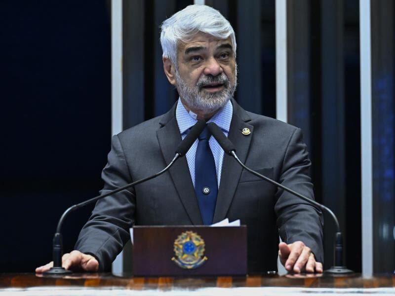 Senador Humberto Costa, na sessão deliberativa desta terça-feira, foi o relator. - Waldemir Barreto/Agência Senado