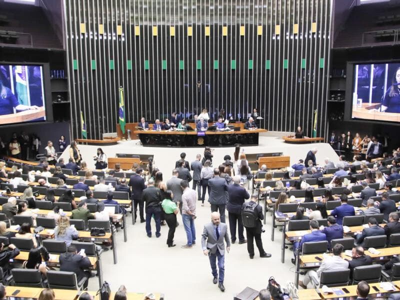 Projeto prevê aumento do teto do regime de MEI dos atuais R$ 81 mil para R$ 130 mil. - Bruno Spada / Câmara dos Deputados