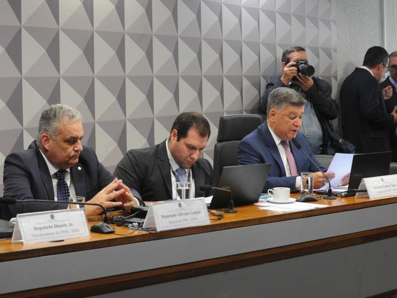 x - Renato Araújo / Câmara dos Deputados