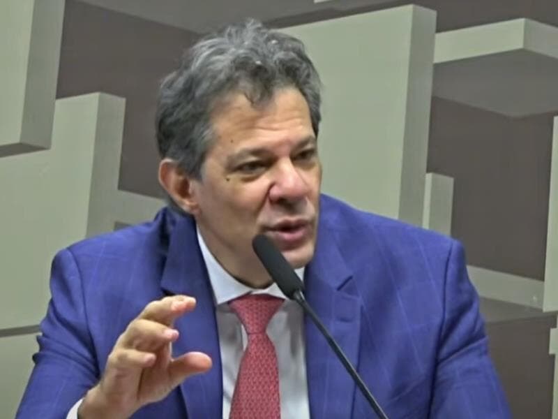 Haddad defende isenção do Imposto de Renda para quem ganha até R$ 5 mil durante audiência na CAE. - Reprodução/Youtube