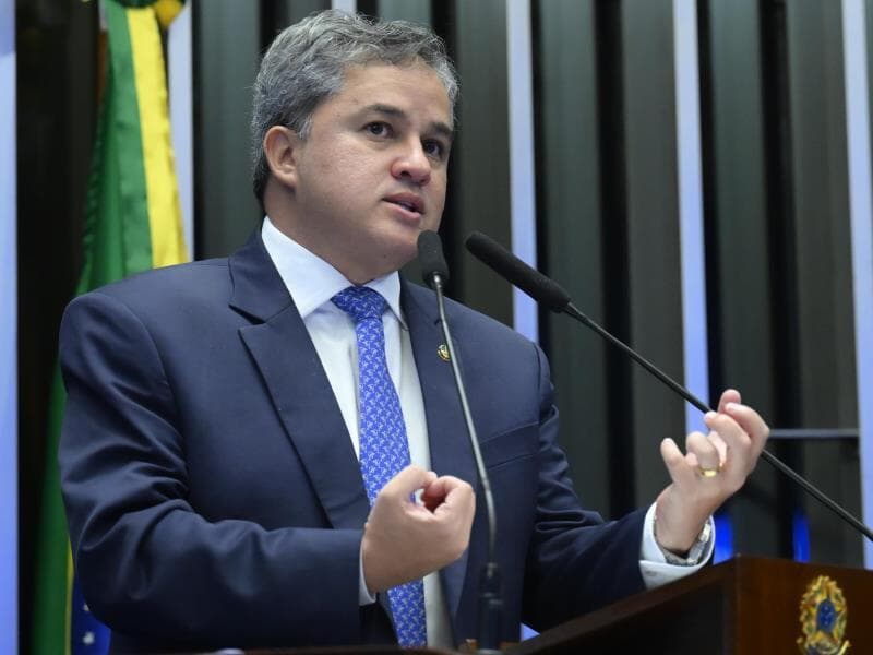 Senador Efraim Filho aceitou adiar a votação. - Andressa Anholete/Agência Senado