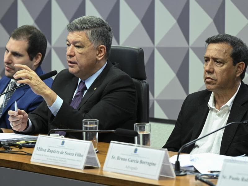 O requerimento foi rejeitado por 18 votos a 13. - Carlos Moura/Agência Senado