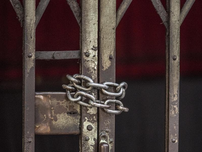 Projetos em tramitação no Congresso tratam de regras e procedimentos do regime de prisão domiciliar. - Freepik