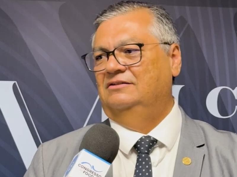Flávio Dino afirma que divergências entre Poderes fazem parte da harmonia democrática. - Congresso em Foco