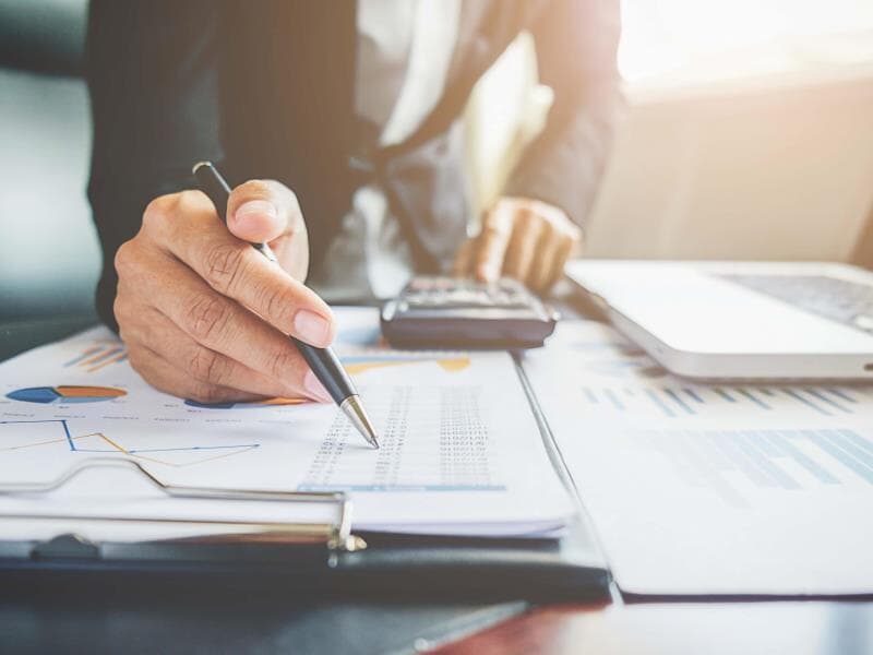 Parecer inclui mudanças em benefícios sociais e no programa Pé-de-Meia. - Freepik Parecer inclui mudanças em benefícios sociais e no programa Pé-de-Meia. - Freepik