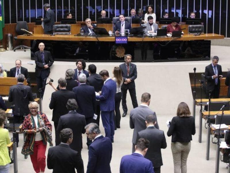 Sessão plenária aprovou urgência para projetos sobre saúde pública e combate à violência obstétrica - Bruno Spada/Câmara dos Deputados