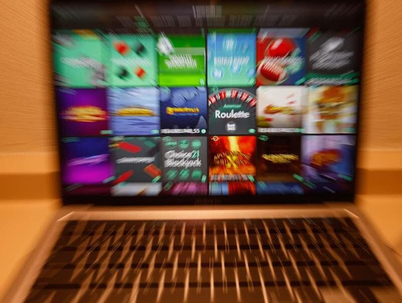 Contas "laranja" e sites ilegais de apostas passam a ser alvo de fiscalização rigorosa. -  Pedro Affonso/Folhapress