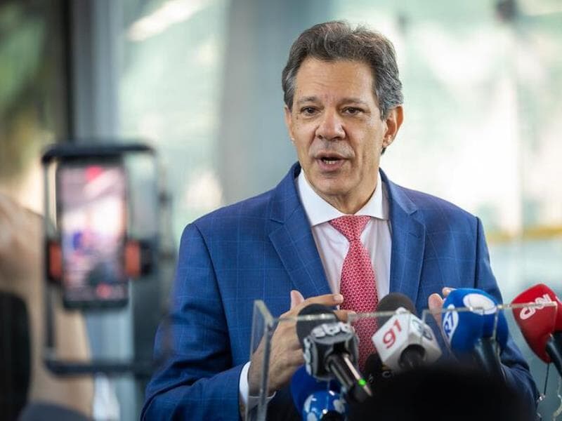 Segundo Haddad, o governo decidiu mudar de estratégia após reunião com Motta. - Diogo Zacarias/MF