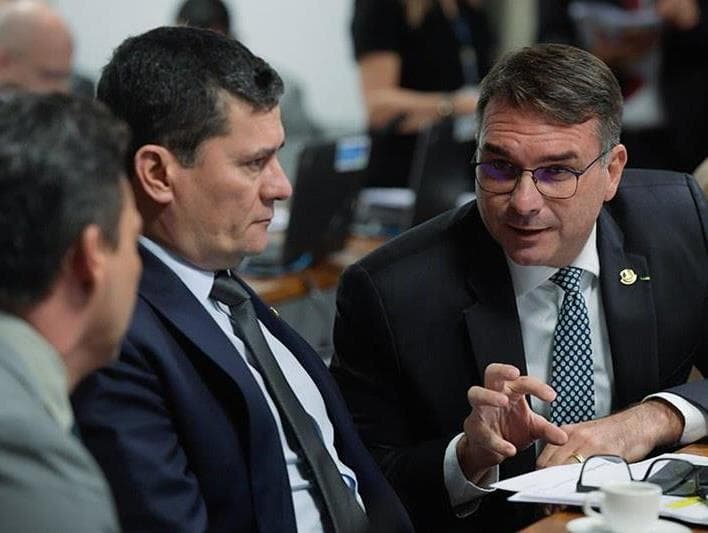 Sergio Moro e Flávio Bolsonaro lideram a bancada oposicionista na CPI do Crime Organizado. - Saulo Cruz/Agência Senado