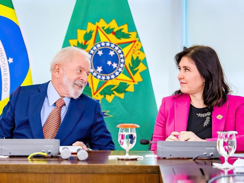 Lei foi assinada pelo presidente Lula e pela ministra do Planejamento, Simone Tebet. - Ricardo Stuckert/PR
