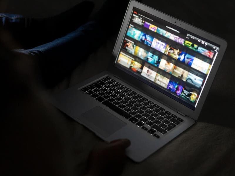 Deputados aprovam tributo sobre plataformas de streaming no Brasil. - Freepik Deputados aprovam tributo sobre plataformas de streaming no Brasil. - Freepik