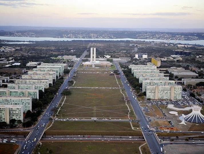 Vista aérea da Esplanada dos Ministérios em Brasília. - Ana Volpe/Folhapress