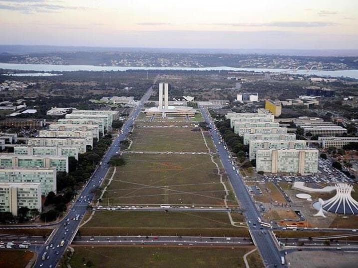 Vista aérea da Esplanada dos Ministérios em Brasília. - Ana Volpe/Folhapress