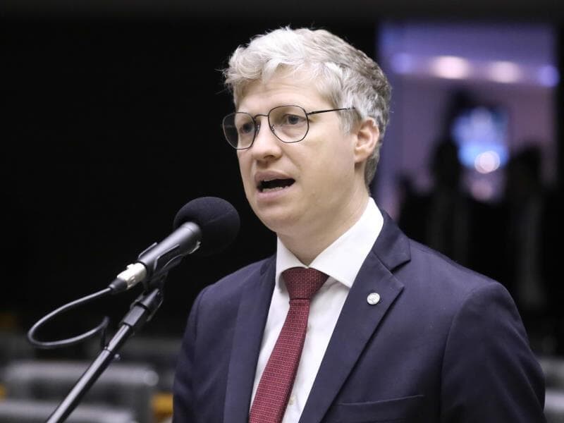 Deputado Marcel van Hattem, relator na comissão. - Kayo Magalhães/Câmara dos Deputados