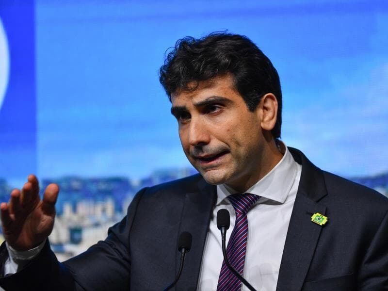 Galípolo foi indicado para a presidência do BC pelo presidente Lula e agora convive com críticas da ministra Gleisi Hoffmann por causa dos juros altos. - Roberto Casimiro /Fotoarena/Folhapress