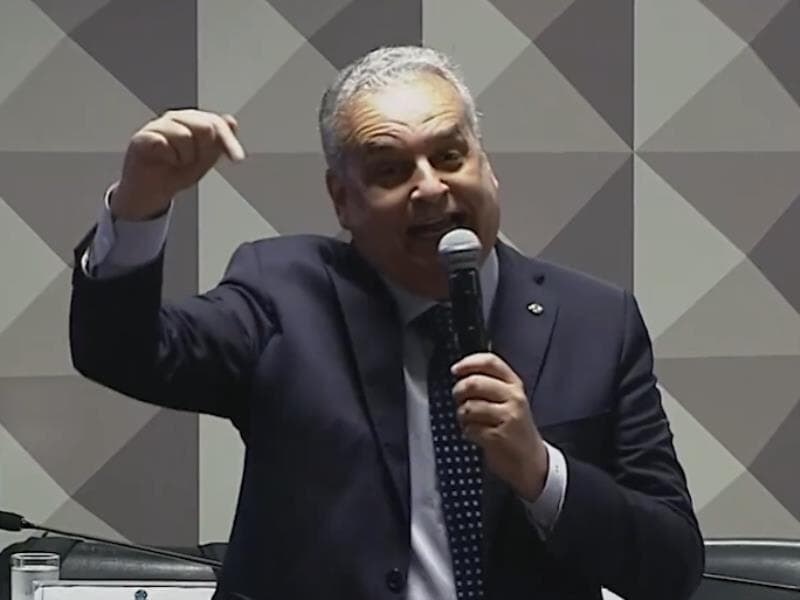 x - Reprodução/YouTube