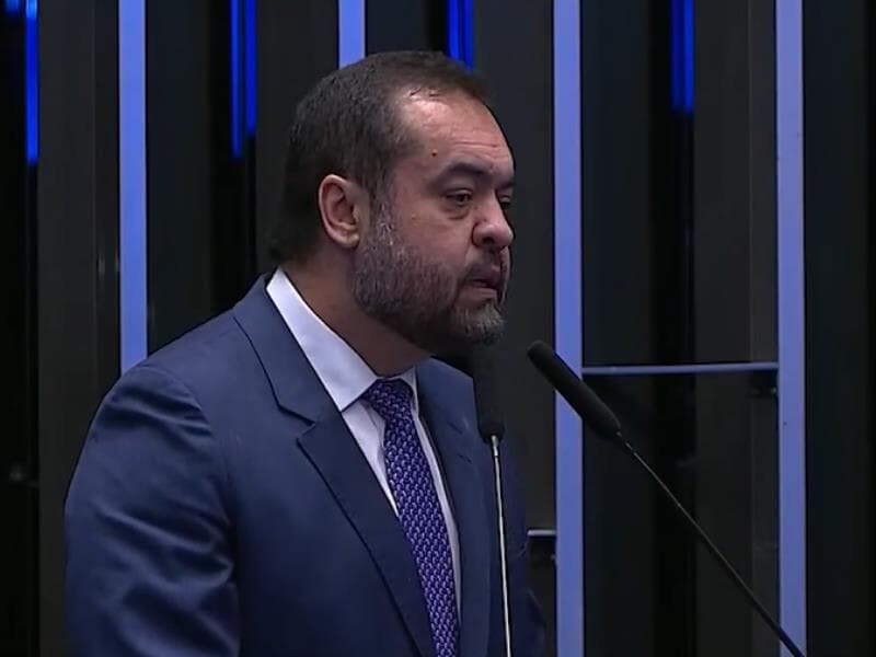 Durante sessão solene no Congresso, governador do Rio defendeu que facções como o Comando Vermelho e PCC devem ser reconhecidos como "grupos narcoterroristas". - TV Senado/Reprodução