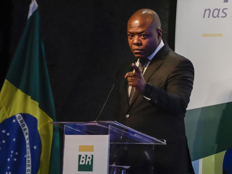 Silvio Almeida, afastado do governo em 2024, agora é alvo de indiciamento da PF. - oédson Alves/Agência Brasil Silvio Almeida, afastado do governo em 2024, agora é alvo de indiciamento da PF. - oédson Alves/Agência Brasil