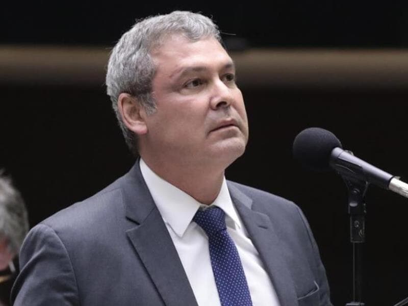 Lindbergh cobra retorno ao teor do texto apresentado pelo governo.
 - Bruno Spada / Câmara dos Deputados