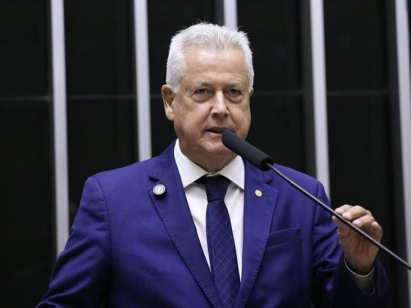 Rollemberg defende que o Congresso apure a fundo irregularidades financeiras que colocam em risco fundos públicos e previdenciários. - Kayo Magalhães/Câmara dos Deputados