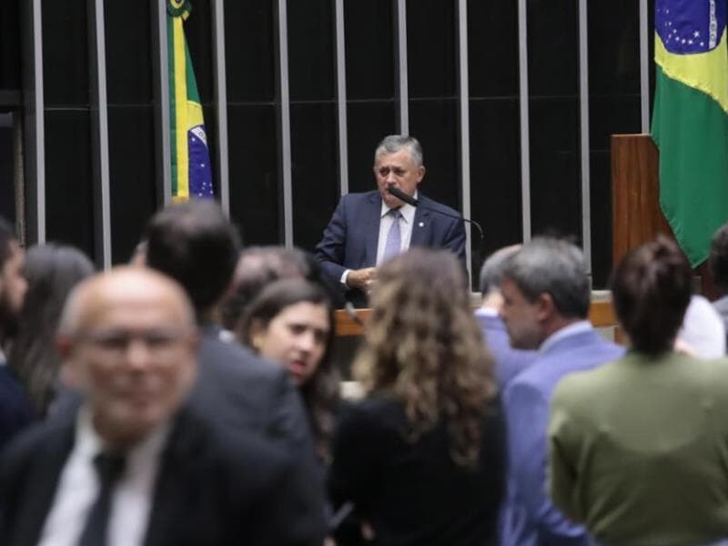 Parlamentares governistas avaliam que a decisão evidencia o funcionamento das instituições.
 - Bruno Spada/Câmara dos Deputados