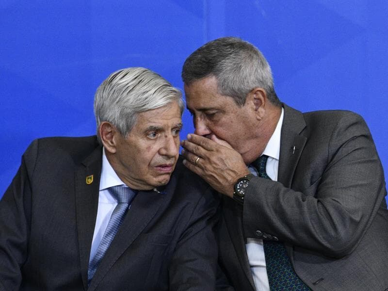 Generais Augusto Heleno e Braga Netto foram condenados por tentativa de golpe. - Mateus Bonomi/AGIF/Folhapress