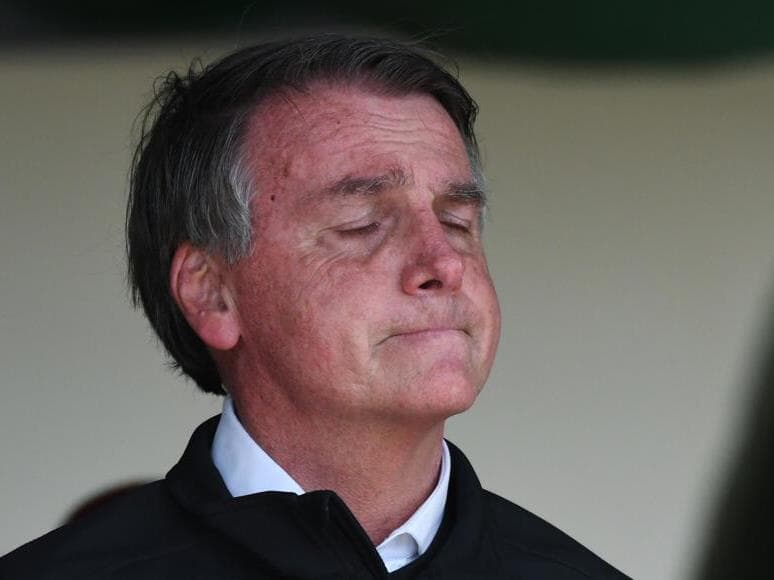 Bolsonaro está condenado a 27 anos de prisão por tentativa de golpe. - Alexandre Brum/Agência Enquadrar/Folhapress