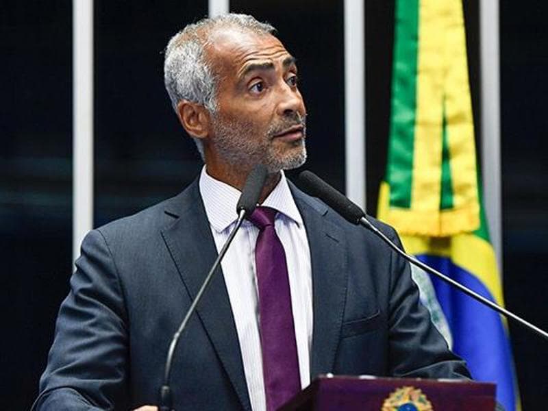 Ex-jogador de futebol, Romário relatou o projeto que garante direitos a árbitros esportivos. - Roque de Sá/Agência Senado
