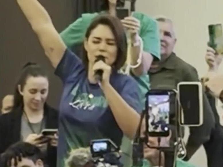 x - Reprodução/YouTube