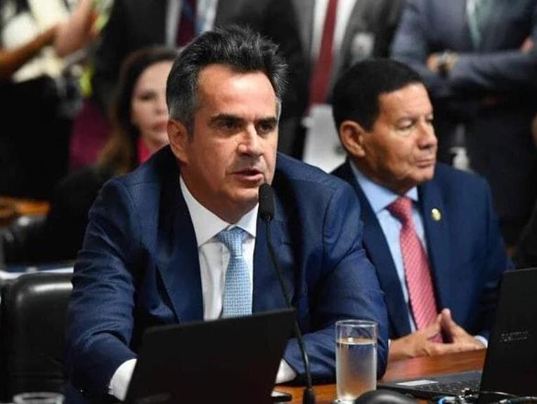 Ciro Nogueira: mudança da regra não deve impedir a derradeira reeleição de prefeitos. Emenda apresentada por ele tem apoio de 30 senadores. - Roque de Sá/Agência Senado