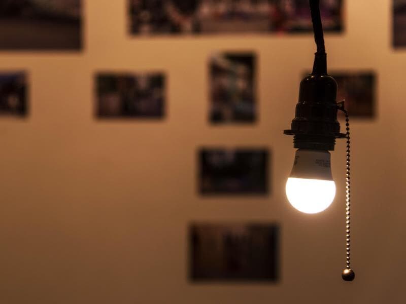 A queda reflete a redução da conta de luz. - Freepik