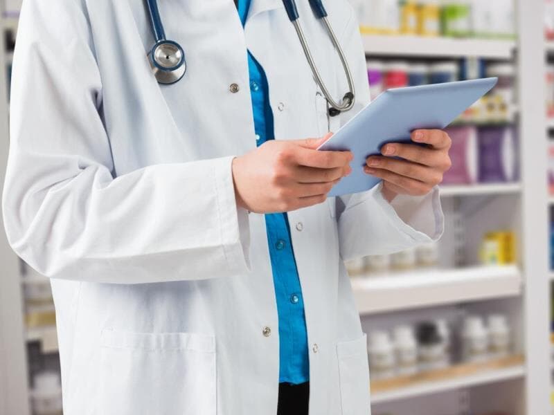 Luiz Gastão diz que valorização do farmacêutico fortalecerá a rede de atenção básica. - Freepik