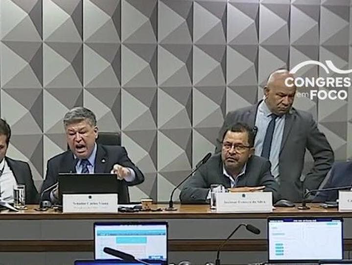 x - Reprodução/YouTube