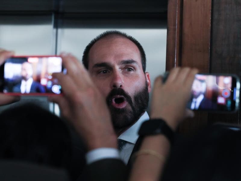 Depois de instigar sanções, Eduardo Bolsonaro elogia aproximação entre Trump e Lula. - Lula Marques/Agência Brasil