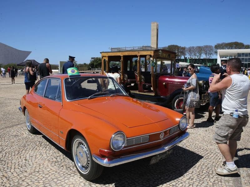 Benefício alcança carros de passeio, caminhonetes e veículos mistos com duas décadas de uso. - Valter Campanato/Agência Brasil