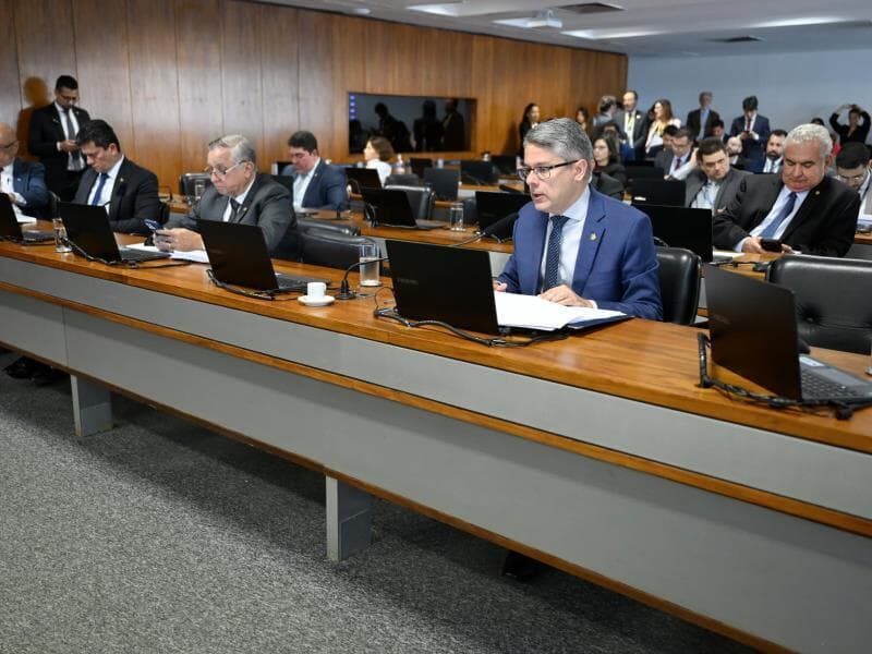 Projeto relatado por Alessandro Vieira acata determinações do STF para adequação das Emendas Pix aos requisitos constitucionais. - Andressa Anholete/Agência Senado