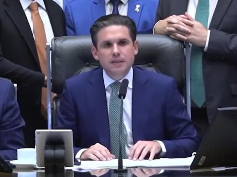 Presidente da Câmara respondeu em plenário às acusações de Glauber Braga após tumulto na desocupação da Mesa Diretora. - TV Câmara/Reprodução