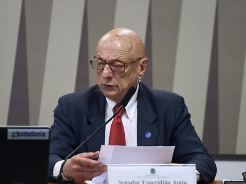 Espiridião Amin vai relatar o projeto que pode reduzir a pena de Bolsonaro e outros condenados por tentativa de golpe. - Edilson Rodrigues/Agência Senado
