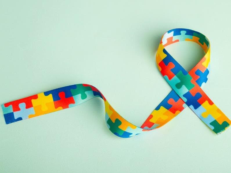 Debate está agendado para ter início às 14h. - Freepik