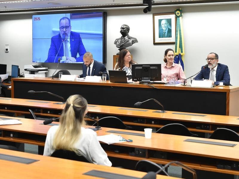 Alteração explicita a possibilidade de inversão do ônus da prova em favor do beneficiário. - Zeca Ribeiro/Câmara dos Deputados