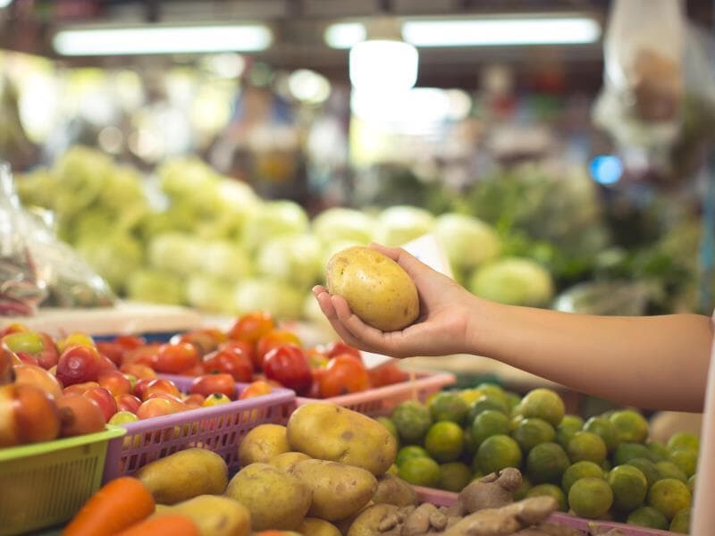 IPCA analisa o custo de vida entre famílias com rendimentos de um a 40 salários mínimos. - Freepik