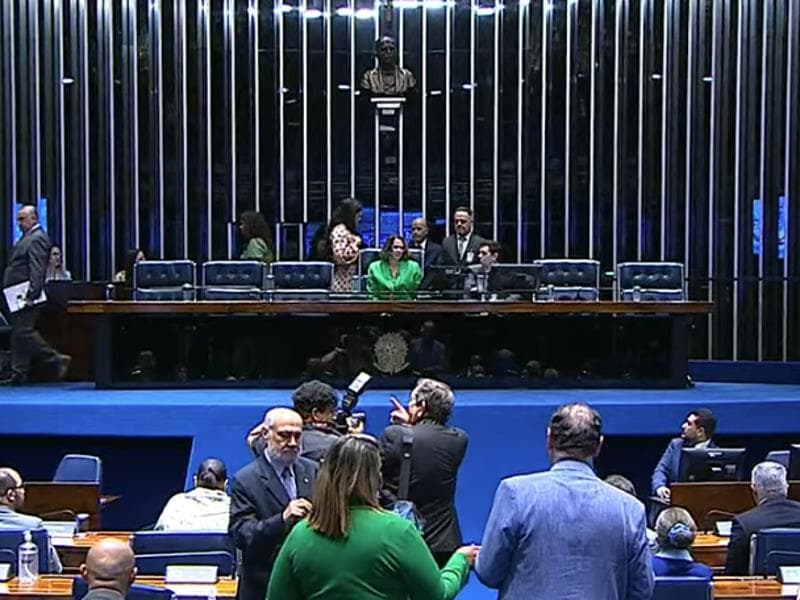 x - Reprodução/YouTube