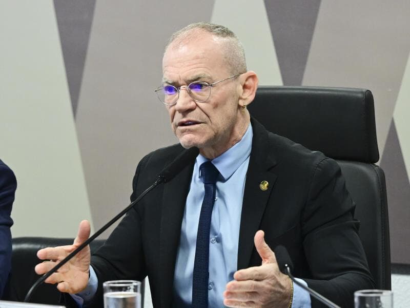 Contarato foi o único senador do PT a proferir voto favorável ao projeto.
 - Geraldo Magela/Agência Senado