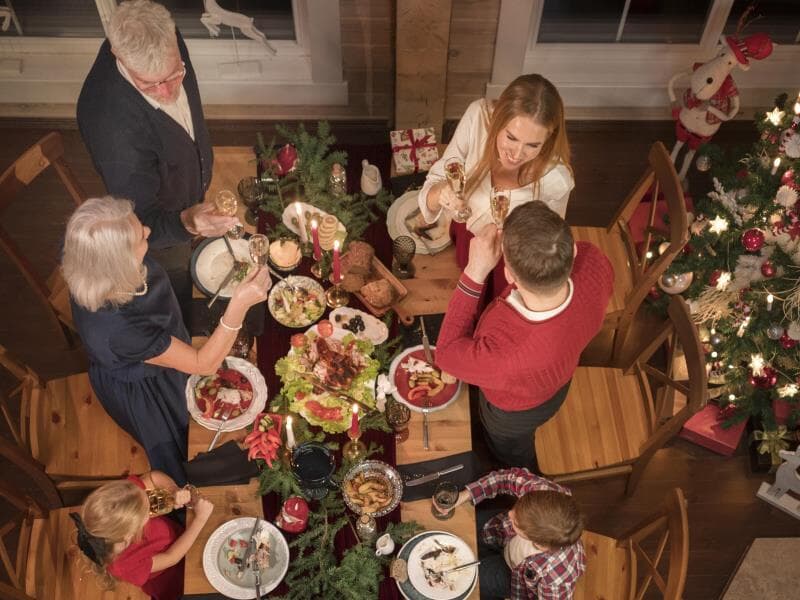 Pesquisa Quaest indica receio político no Natal para 21% dos entrevistados. - Freepik