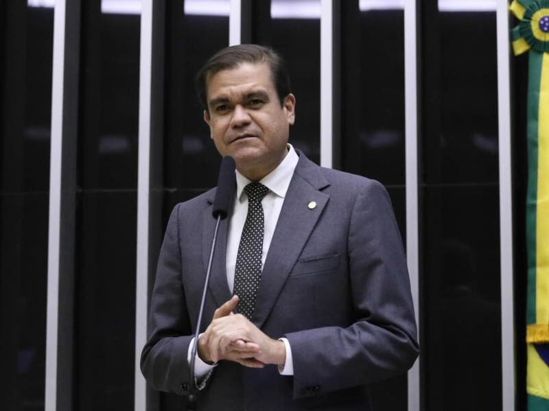 Sistema nacional prevê uso de IA para antecipar crises e orientar políticas. - Kayo Magalhães/Câmara dos Deputados