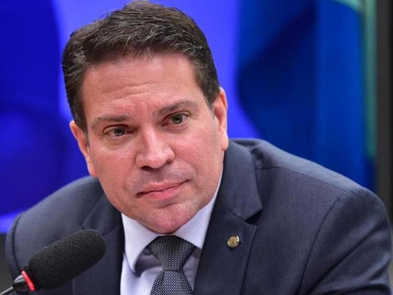 Ramagem também foi demitido do quadro da Polícia Federal, onde era delegado. - Zeca Ribeiro/Câmara dos Deputados