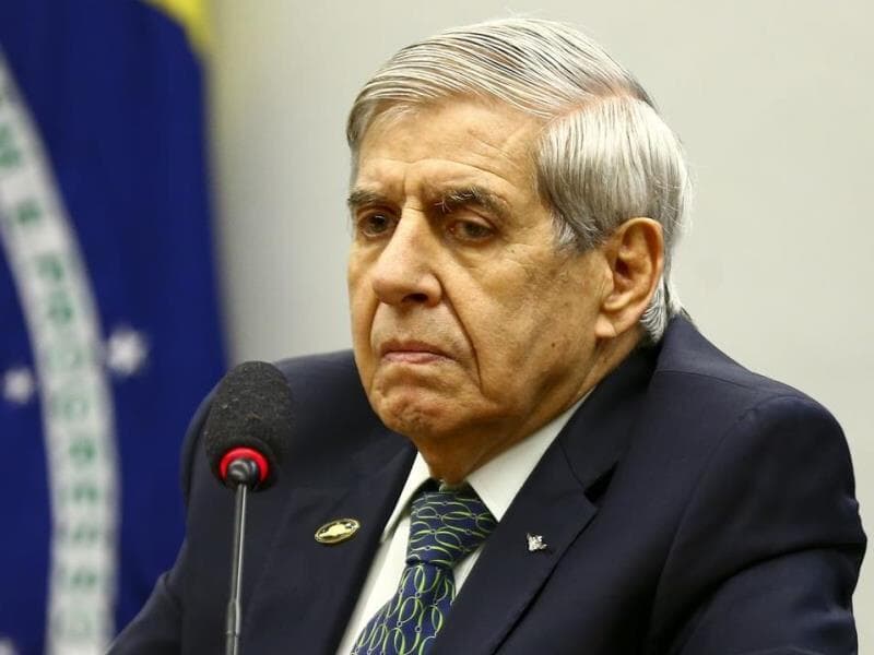 Heleno foi condenado a 21 anos de prisão, ficando em custódia no Comando Militar do Planalto. - Marcelo Camargo/Agência Brasil