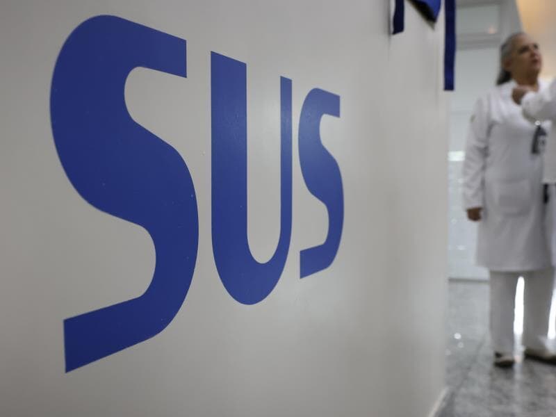 Medida prevê uso complementar da rede privada e critérios clínicos de prioridade. - Fernando Frazão/Agência Brasil Medida prevê uso complementar da rede privada e critérios clínicos de prioridade. - Fernando Frazão/Agência Brasil