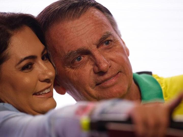 Ex-presidente passou por bloqueio do nervo frênico para conter crises de soluço. - Gabriela Biló/Folhapress