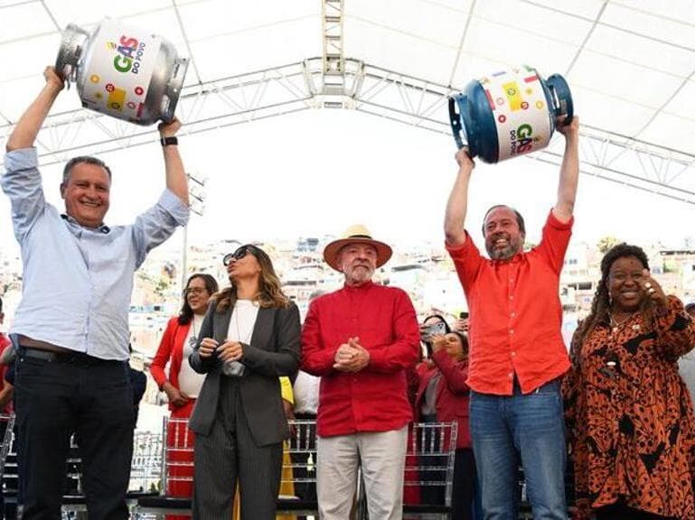 Lula e ministros anunciaram em setembro o programa Gás do Povo, previsto na MP 1.313/25, em Belo Horizonte. - Ricardo Botelho/MME